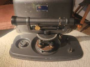 lot 20 image: Vintage transit in case by David White Instrument