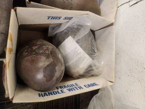 lot 32 image: Lingam Stone from the Narmada basin in India - 2