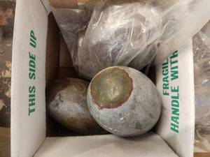 lot 34 image: Lingam Stone from the Narmada basin in India - 3