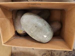 lot 38 image: Lingam Stone from the Narmada basin in India - 4