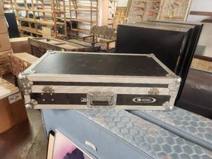 lot 50 image: Odyssey hard case