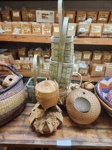 lot 397 image: Selection of baskets