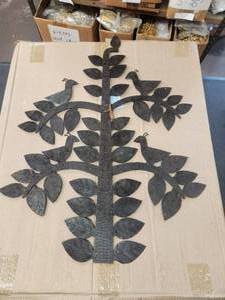 lot 208 image: Selection of indoor & outdoor iron pieces