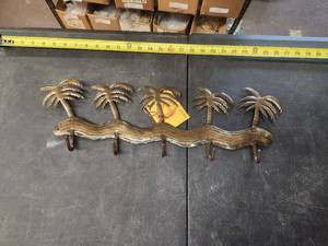 lot 218 image: Selection of indoor & outdoor iron pieces
