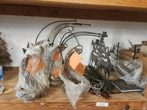 lot 246 image: Selection of iron ornament hangers and more