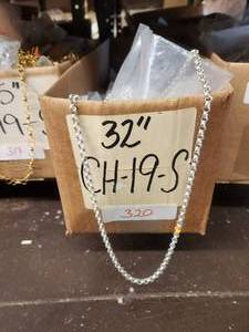 lot 320 image: Generous selection of pieces for jewelry and craft making