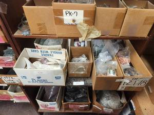 lot 371 image: Generous selection of glass beads for jewelry and craft making