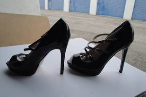 lot 13 image: Pair Of Signature Kelley Style Heels, Size 8-12, About 4-High Heels, Black Patton Style.