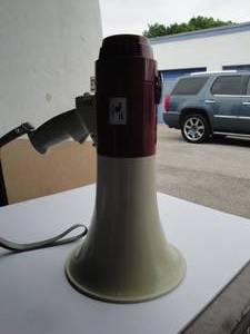 lot 27 image: Transistorized Megaphone With Whistle Sound, Takes Batteries, Not Included, About 14-Long-Works