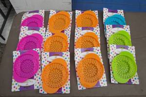 lot 77 image: Lot Of 12-Plastic Can Strainers, Mixed Colors