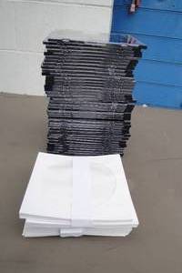 lot 78 image: Lot Of 40-Empty CD Cases And Sleeves