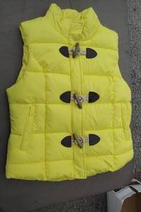 lot 148 image: Yellow Puff Vest, Arizona Jeans Co, Size Small, New With Tags
