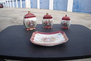 lot 186 image: China Lot- 3-Piece Canaster Set With Lids, 1- 4x3, 1- 5x3 and 1- 5-12 x 4  And 2- 7x5 Cookie Trays