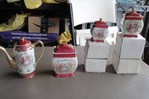 lot 226 image: China Lot- 1- Tea Pot With Lid And 7-Canaster  With Lids, 1- 6, 3-4 and 3-4-12