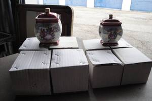 lot 238 image: China Lot- Canasters With Lids, 4- 4 And  4- 4-12