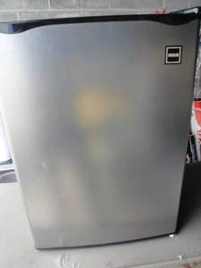lot 3 image: Working-RCA Model RFD-283-B- Stainless Mini Refrigerator-Works, About 19 x 17 x 26-H
