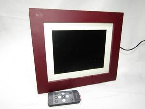 lot 255 image: Insignia digital picture frame