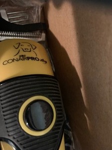 lot 15 image: Pet grooming clippers