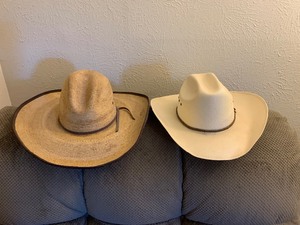 lot 48 image: Western straw hats