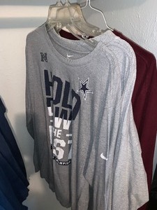 lot 55 image: Mens T shirts