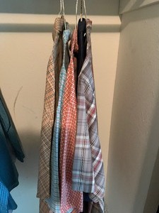 lot 63 image: Mens button casual dress shirts