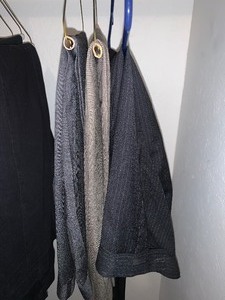 lot 70 image: Mens dress pants    see pics