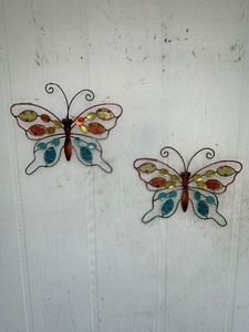 lot 164 image: Pair of butterfly wall decor see pics