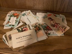lot 19 image: Victorian calling cards and note cards
