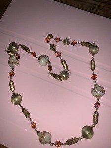 lot 25 image: 1950s Czech glass bead necklace