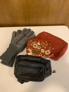 lot 30 image: Misc. lot - winter gloves, fanny pack, and 2 cosmetic bags