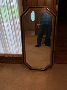 lot 153 image: Very nice framed mirror - see pics