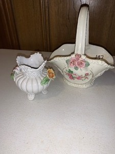 lot 197 image: Vintage porcelain rose basket and vase