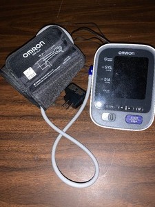 lot 187 image: Omron blood pressure monitor and cuff