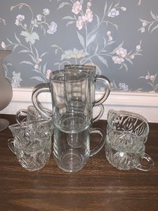 lot 203 image: Cup lot - glass 3 designs as shown - total 11 cups