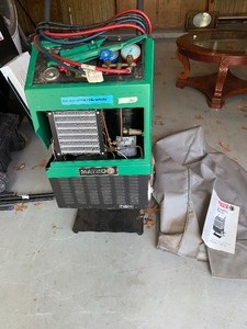 lot 301 image: Matco Tools RecoveryRecyclingRecharging station with cover - please preview pics - plastic cover is broken - broken pieces are with the item - as shown