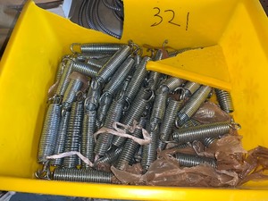 lot 321 image: Yellow tote with several springs - as shown
