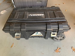 lot 328 image: Husky heavy duty toolbox on rollers