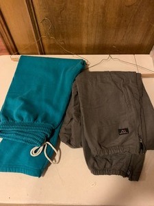 lot 295 image: 2 pair mens pants - casual grey pants XXL - pair of jogging pants XL - see pics
