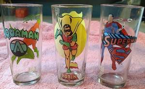 lot 70 image: Set of 3 1970s Pepsi Cola Super Hero Drinking Glasses---3x the money
