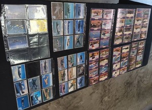 lot 92 image: Large Selection of Wings and Top Pilot Aviation Trading Cards---Check these out
