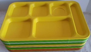 lot 126 image: Set of 9 Cambro BCT 1014R Cafeteria Trays