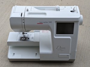 lot 4 image: Bernina Brenette Type Deco 340 Sewing Machine