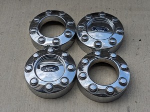 lot 18 image: 4 Ford Truck Wheel Center Cap F250 F350 OEM 5c34-1a096-ke