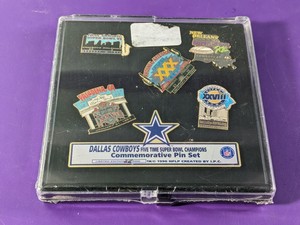 lot 53 image: DALLAS COWBOYS FIVE TIME SUPER BOWL CHAMPIONS Commemorative Pin Set