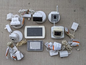 lot 174 image: Lot of Motorola Baby Monitor LCD Display & Cameras