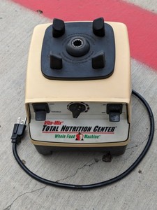 lot 176 image: VitaMix VM0103