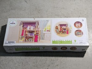 lot 191 image: KidKraft Country Road Cottage Dollhouse
