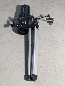lot 195 image: Orion StarBlast 4.5EQ Equatorial Reflector Telescope
