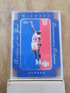 lot 3 image: Michael Jordan 1997 Upper Deck - Rookie of the Year - Commemorative Collection - RC13