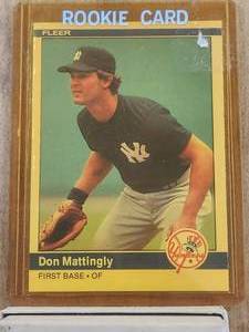 lot 45 image: Don Mattingly - 1984 Fleer baseball card - Rookie card - #131